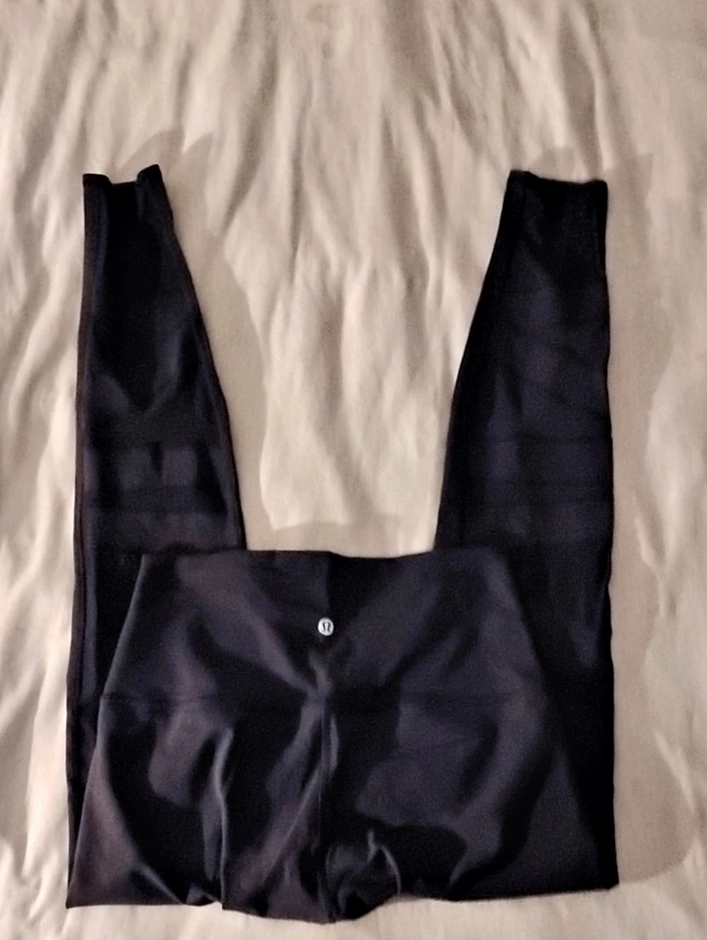 lululemon Reveal Tight *Mesh Stripes Black Leggings Size 8